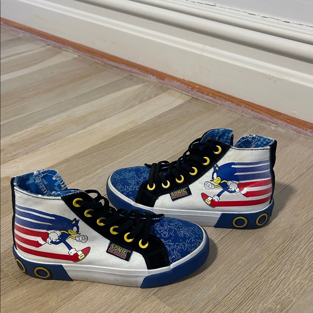 Kids High-Top Sneakers - Blue and Black